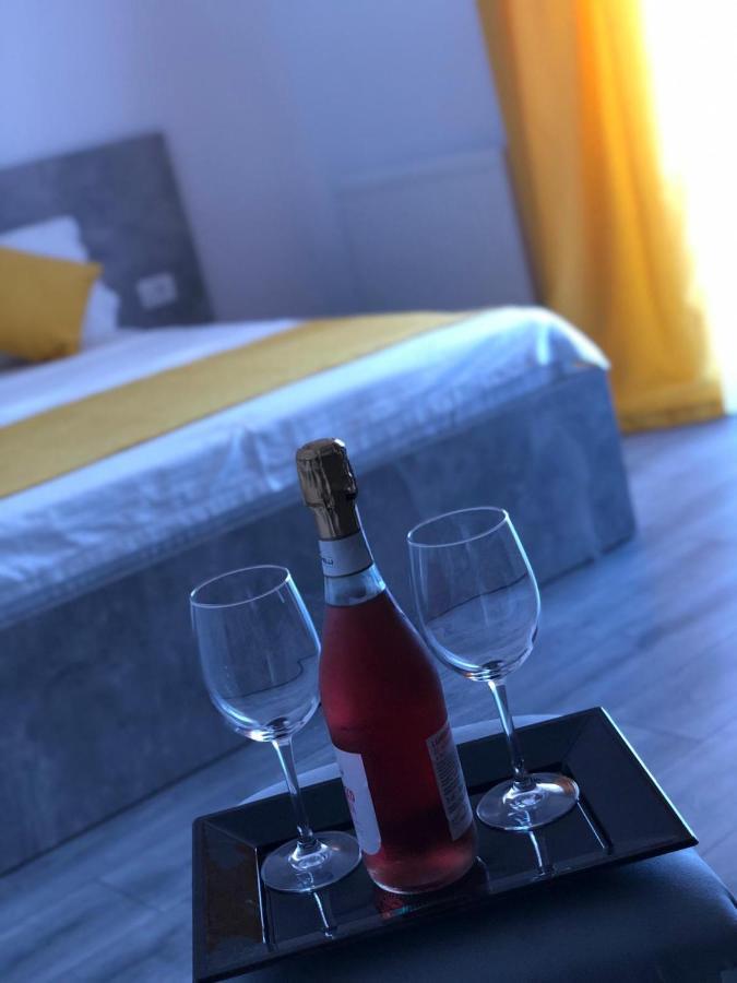 אפורי נורד Mav Boutique Villa מראה חיצוני תמונה