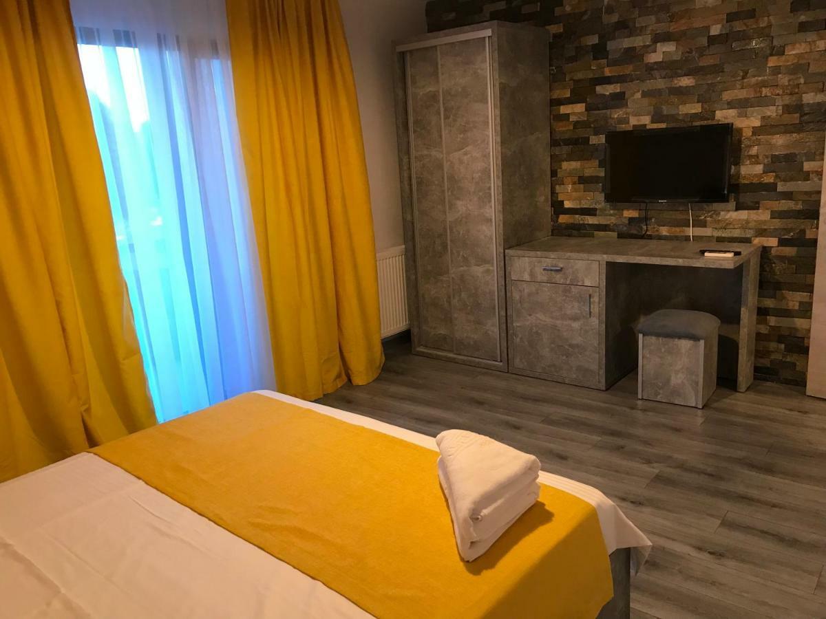 אפורי נורד Mav Boutique Villa מראה חיצוני תמונה