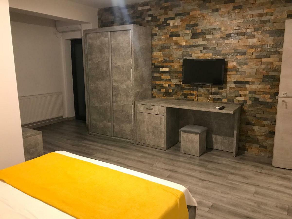 אפורי נורד Mav Boutique Villa מראה חיצוני תמונה
