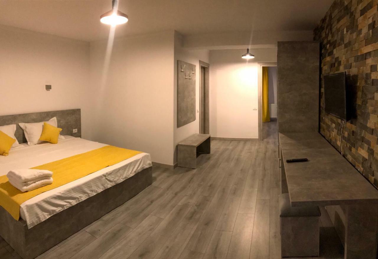 אפורי נורד Mav Boutique Villa מראה חיצוני תמונה