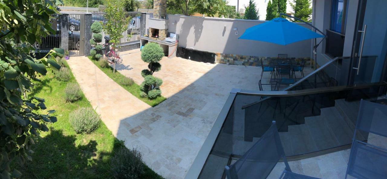 אפורי נורד Mav Boutique Villa מראה חיצוני תמונה