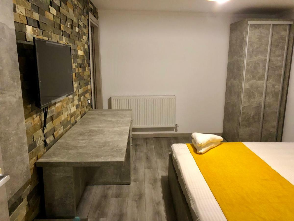 אפורי נורד Mav Boutique Villa מראה חיצוני תמונה