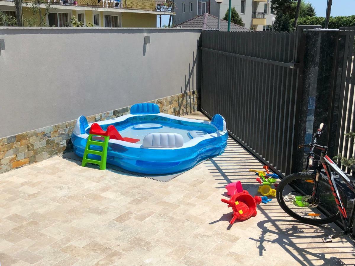אפורי נורד Mav Boutique Villa מראה חיצוני תמונה