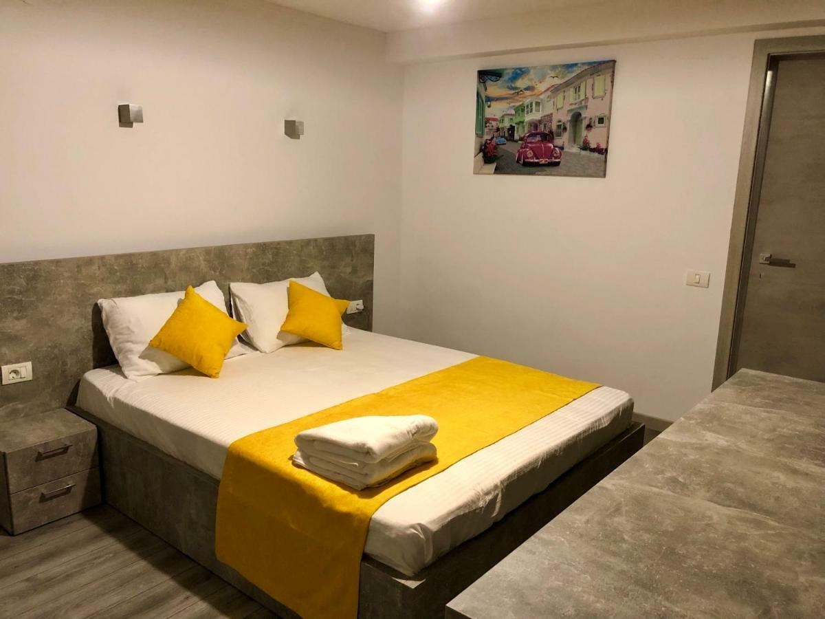 אפורי נורד Mav Boutique Villa מראה חיצוני תמונה